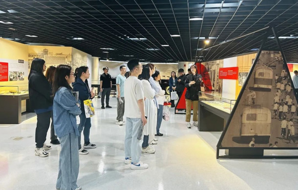 深化学习教育 传承红色精神——汽车城集团党委组织开展主题党日活动