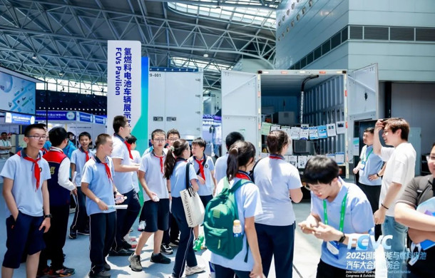 培育科学素养与创新精神 汽车城拓展青少年校外实践阵地